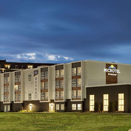 Microtel Inn & Suites By Wyndham Boisbriand 세인트테라세 외부 사진