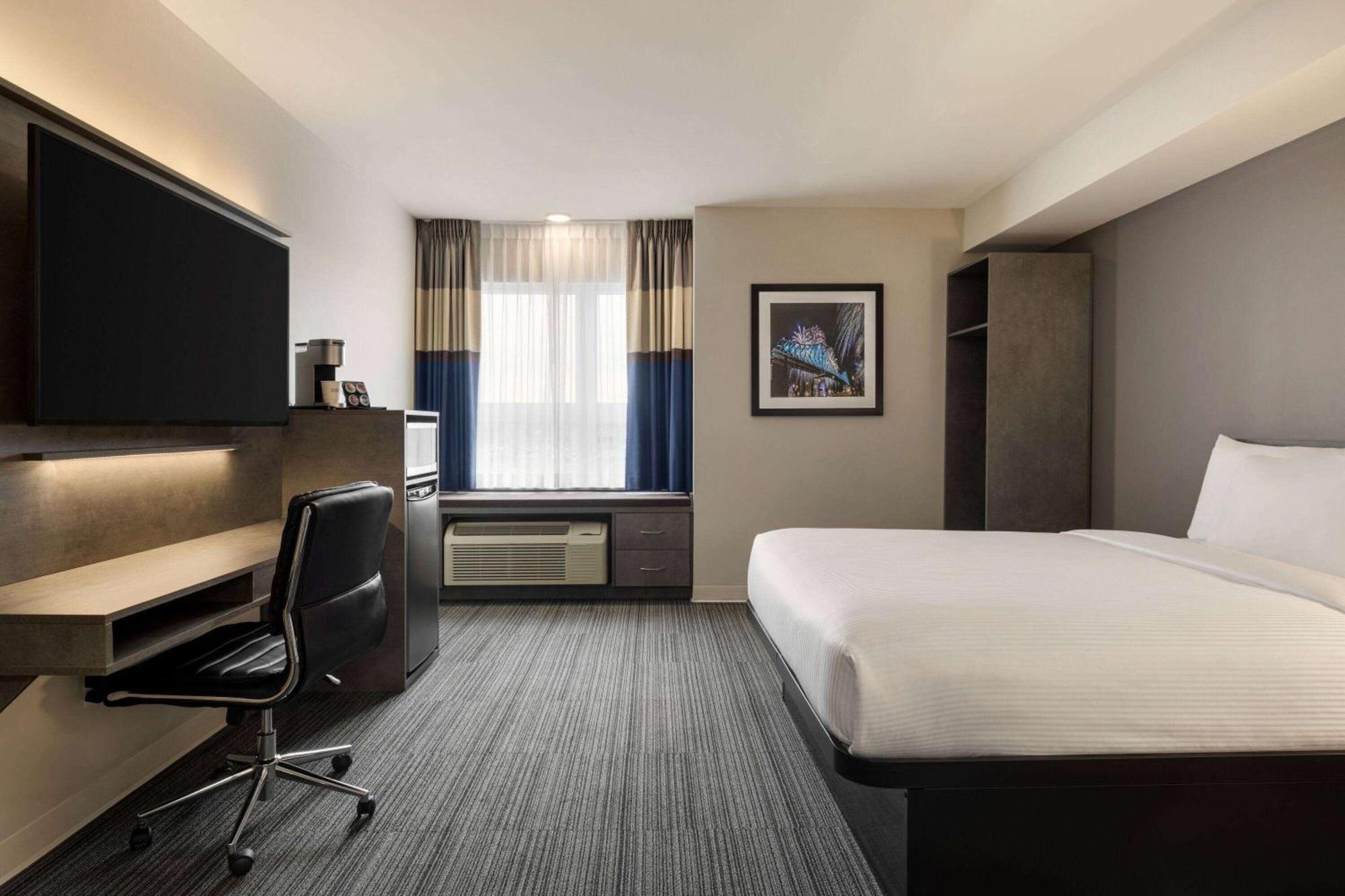Microtel Inn & Suites By Wyndham Boisbriand 세인트테라세 외부 사진